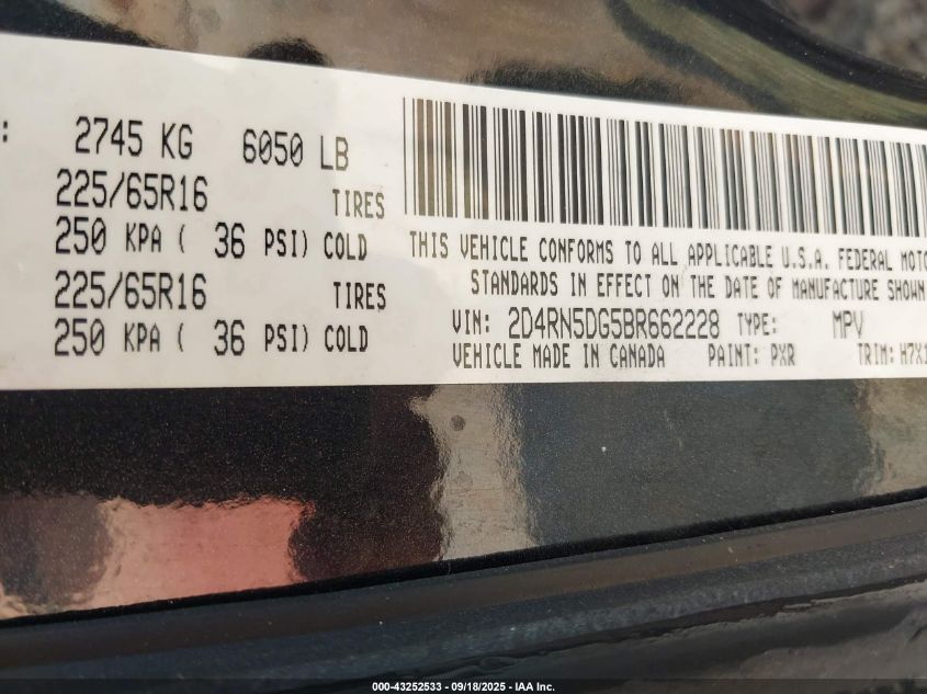 2011 Dodge Grand Caravan Crew VIN: 2D4RN5DG5BR662228 Lot: 43252533