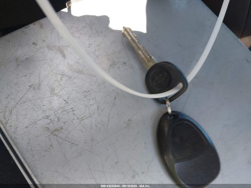 2012 Chevrolet Suburban 1500 Ls VIN: 1GNSCHE05CR100660 Lot: 43252544