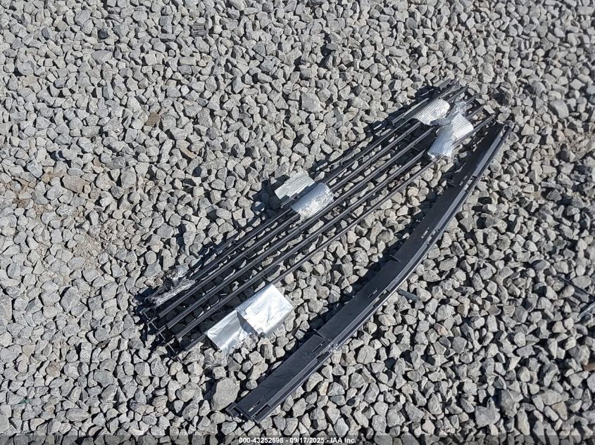 2008 Toyota Prius VIN: JTDKB20U283325051 Lot: 43252598