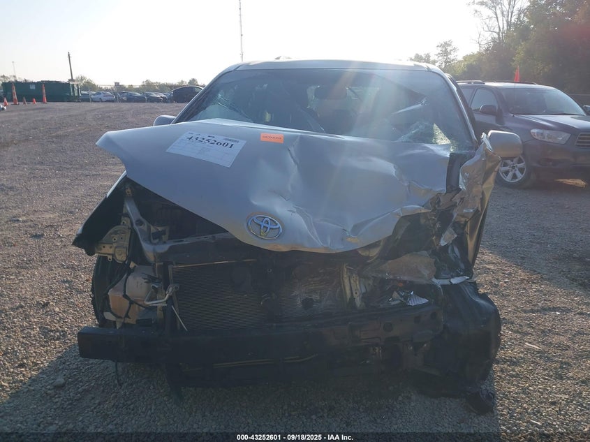 2016 Toyota Sienna Xle Premium 8 Passenger VIN: 5TDYK3DC2GS754351 Lot: 43252601