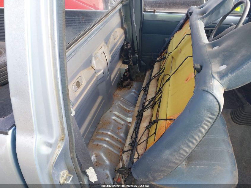 1990 Toyota Pickup 1/2 Ton Short Wheelbase VIN: JT4RN81R0L5082033 Lot: 43252622