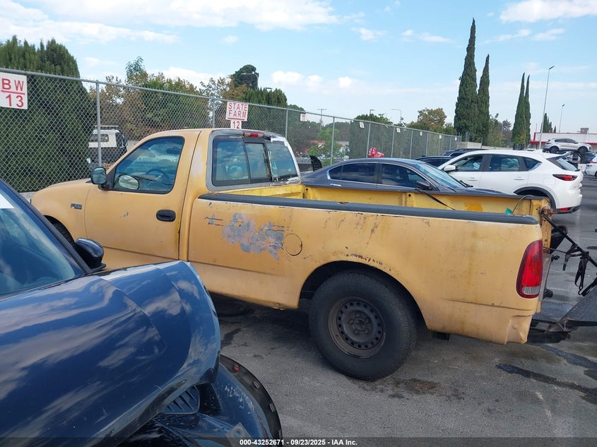 1997 Ford F-150 Lariat/Standard/Xl/Xlt VIN: 1FTDF17W1VKD04448 Lot: 43252671
