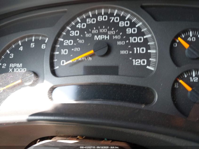 2003 Chevrolet Suburban C1500 VIN: 1GNEC16T03J161779 Lot: 43252715