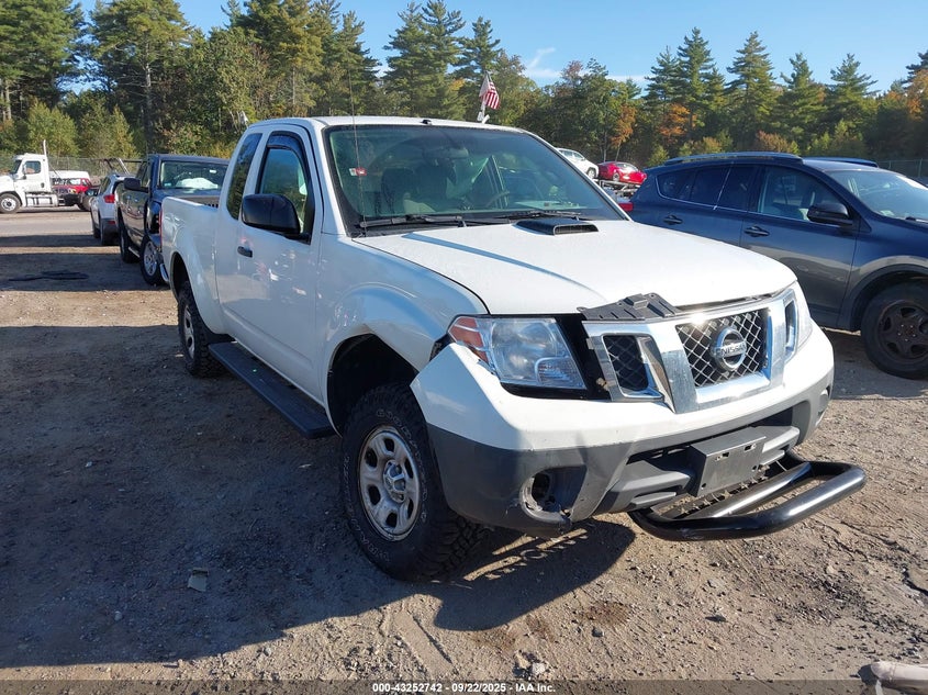 NISSAN FRONTIER S