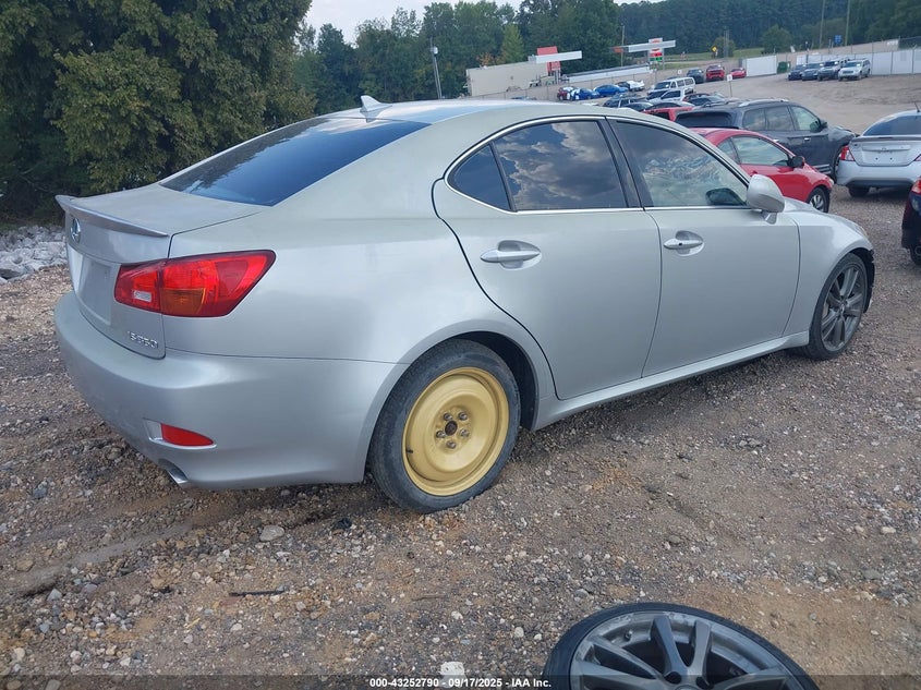 JTHBE262575014194 2007 LEXUS IS photo no. 4