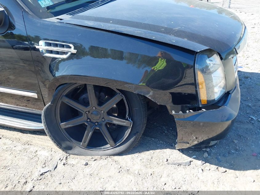 2007 Cadillac Escalade Esv Standard VIN: 1GYFK66897R172600 Lot: 43252792