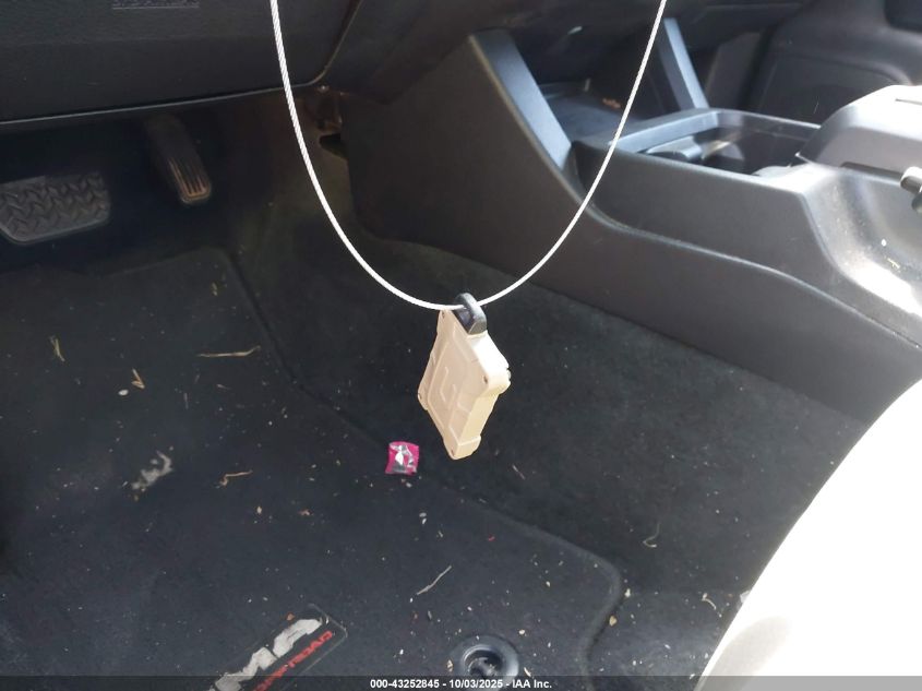 2018 Toyota Tacoma Trd Off Road VIN: 3TMAZ5CN9JM071131 Lot: 43252845