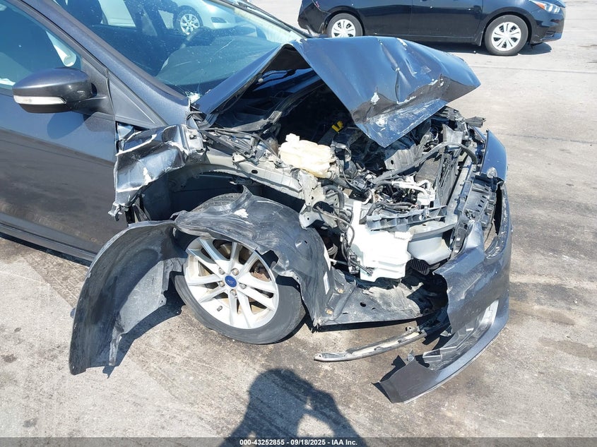 2017 FORD FOCUS SE - 1FADP3K20HL259133