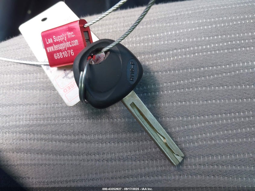 2017 Hyundai Accent Se VIN: KMHCT4AE1HU270604 Lot: 43252927