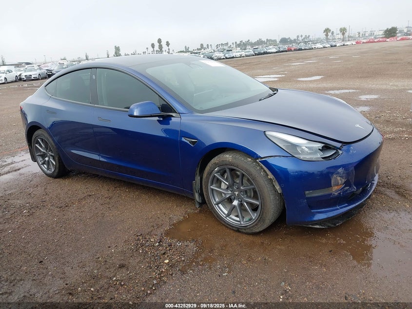 TESLA MODEL 3 LONG RANGE DUAL MOTOR ALL-WHEEL DRIVE
