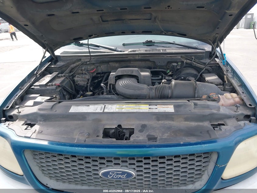 2000 Ford F-150 Lariat/Work Series/Xl/Xlt VIN: 1FTRX17LXYKB07422 Lot: 43252968