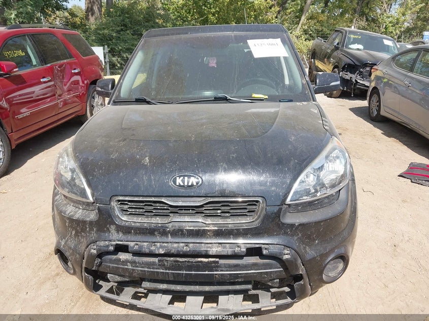 2013 KIA SOUL + KNDJT2A63D7617951