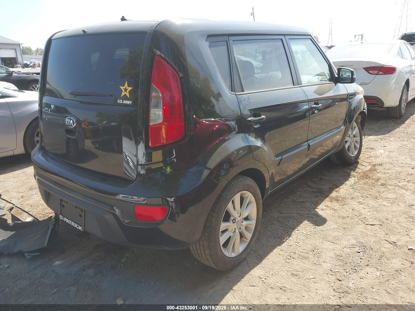 2013 KIA SOUL + KNDJT2A63D7617951