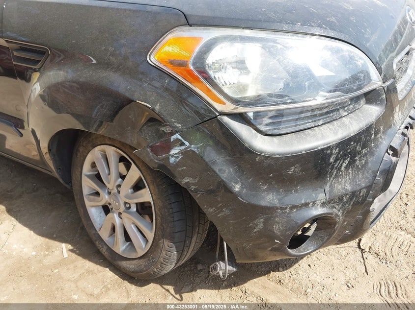 2013 KIA SOUL + KNDJT2A63D7617951