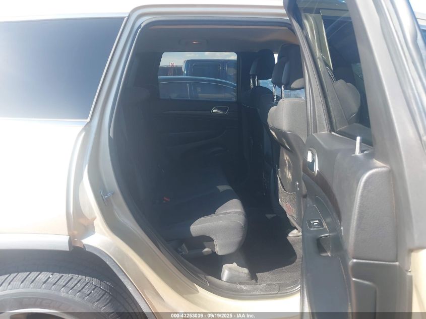 2011 Jeep Grand Cherokee Laredo VIN: 1J4RR4GG8BC654652 Lot: 43253039