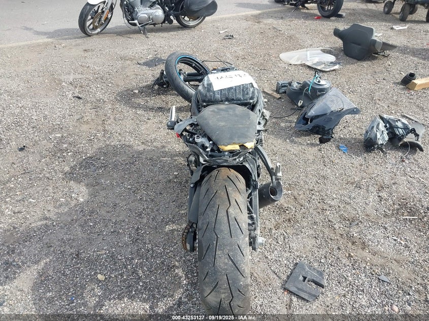 2025 Kawasaki Zx636 K VIN: JKBZXJK15SA007589 Lot: 43253127