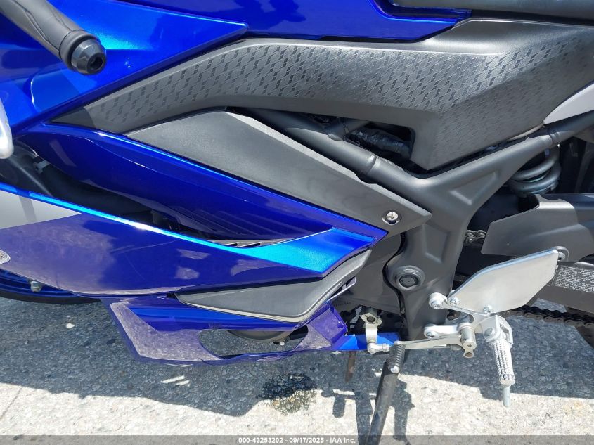 2020 Yamaha Yzfr3 VIN: MH3RH17Y3LK003177 Lot: 43253202