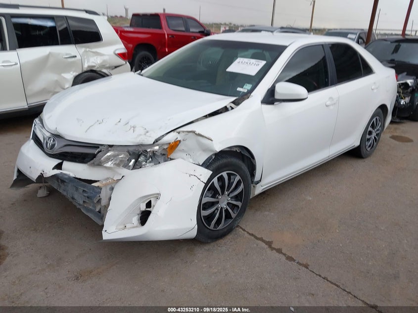 4T4BF1FK1CR206514 2012 TOYOTA CAMRY photo no. 2