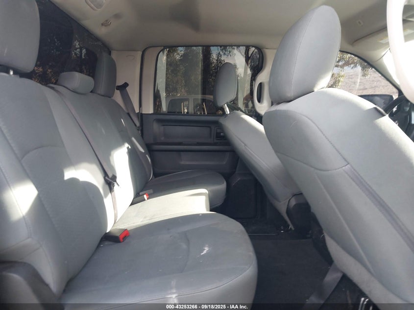 2017 Ram 1500 Express 4X2 5'7 Box VIN: 3C6RR6KT3HG687304 Lot: 43253266