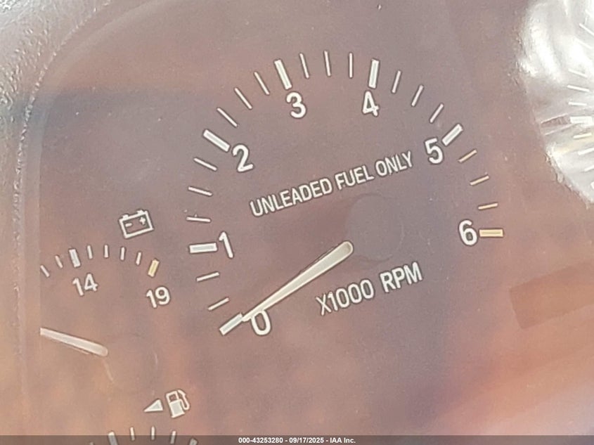 1999 Jeep Cherokee Classic/Sport VIN: 1J4FF68S0XL519084 Lot: 43253280