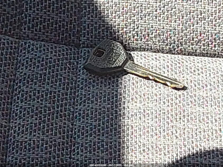 1999 Jeep Cherokee Classic/Sport VIN: 1J4FF68S0XL519084 Lot: 43253280