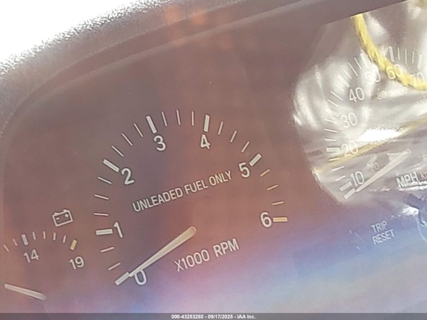 1999 Jeep Cherokee Classic/Sport VIN: 1J4FF68S0XL519084 Lot: 43253280