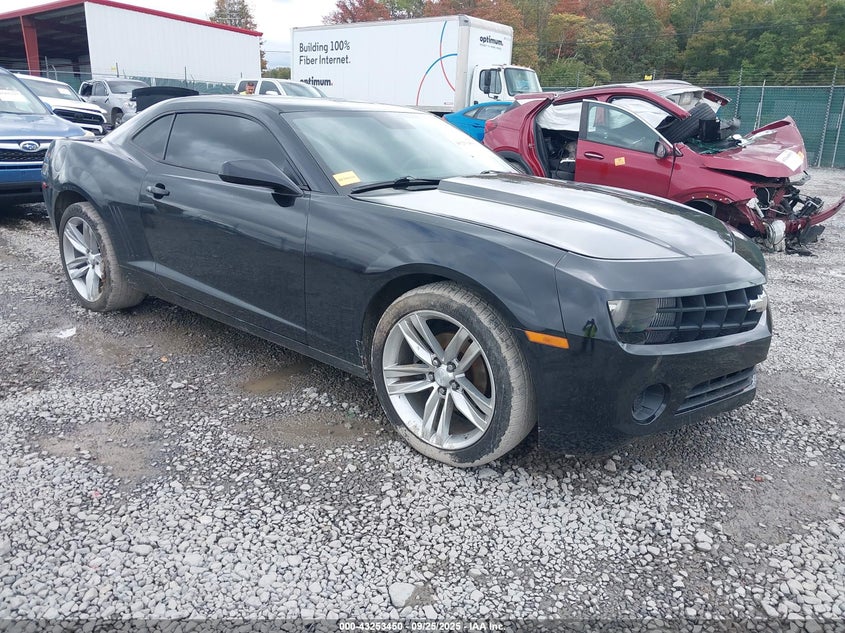 CHEVROLET CAMARO 1LT
