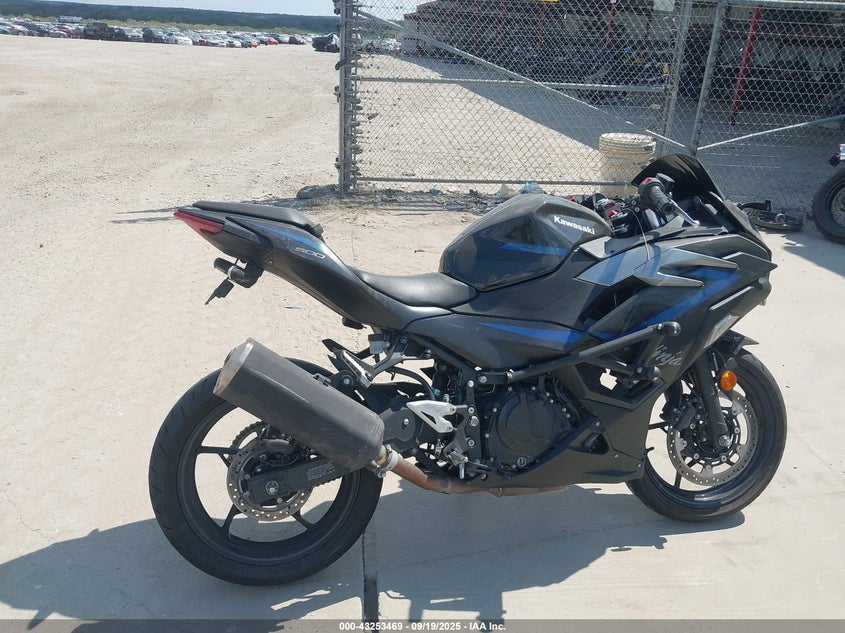 2025 Kawasaki Ex500 A/B VIN: ML5EXGJ17SDA55832 Lot: 43253469