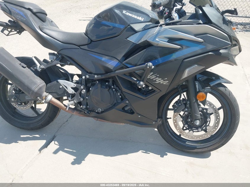 2025 Kawasaki Ex500 A/B VIN: ML5EXGJ17SDA55832 Lot: 43253469