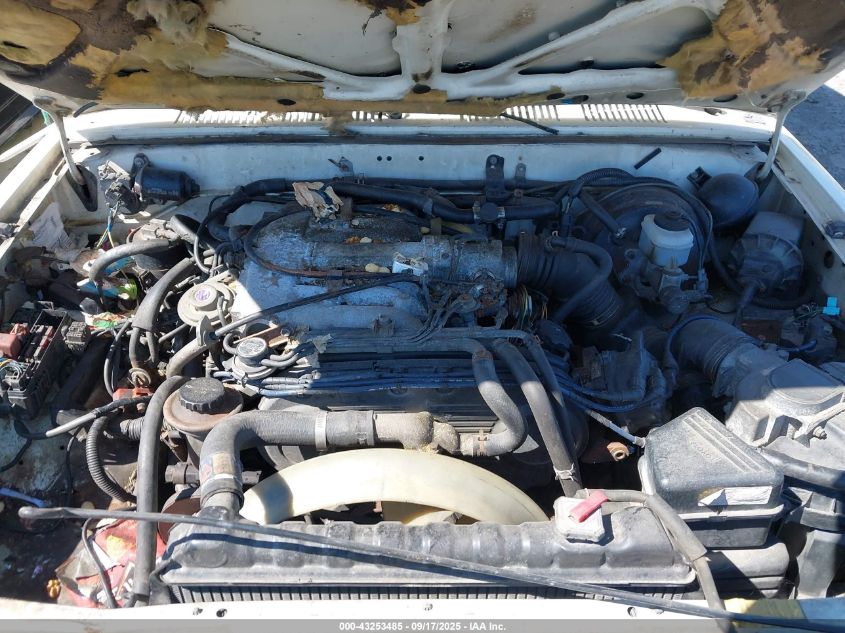 1990 Toyota Pickup Cab Chassis Super Long Wb VIN: JT5VN94T2L0011775 Lot: 43253485