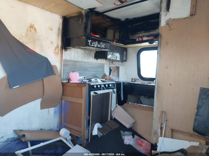 1990 Toyota Pickup Cab Chassis Super Long Wb VIN: JT5VN94T2L0011775 Lot: 43253485