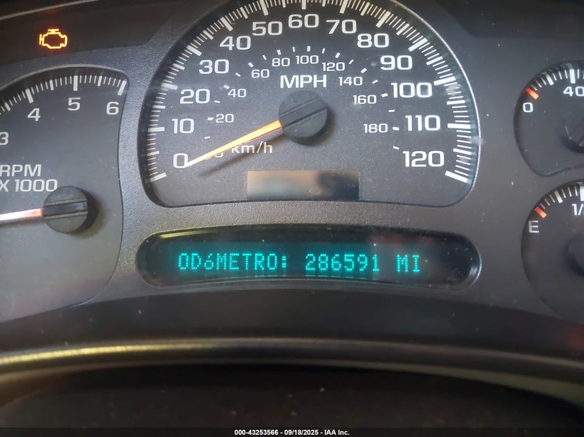 2005 Chevrolet Silverado 1500 Z71 VIN: 2GCEK13T551236098 Lot: 43253566