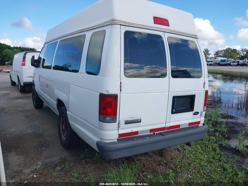 2007 Ford E-250 Commercial/Recreational white van gasoline 1FTNS24W97DA30885 photo #4