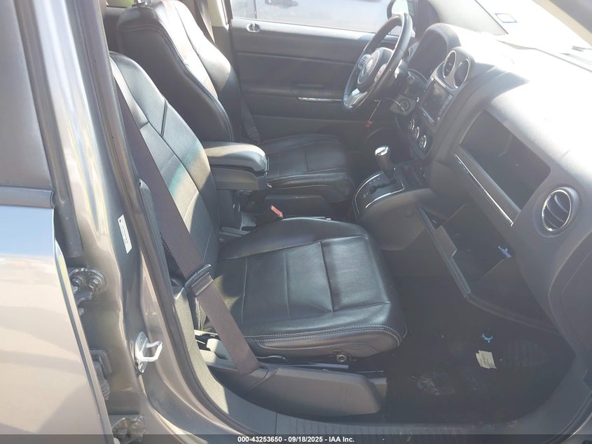 1J4NT5FBXBD288182 2011 JEEP COMPASS photo no. 5