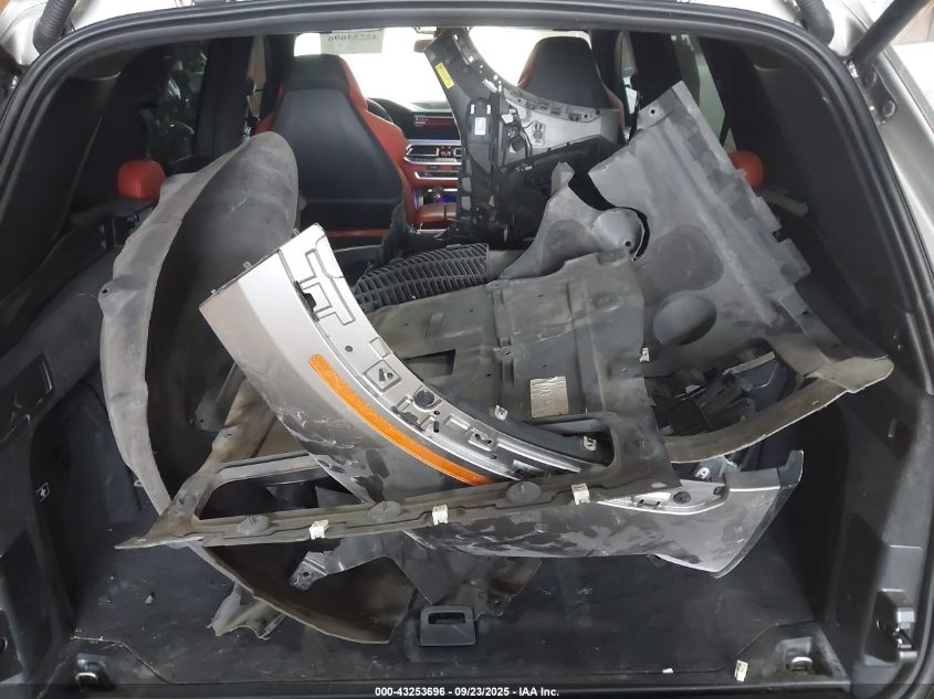 2022 BMW X5 M VIN: 5YMJU0C04N9L18508 Lot: 43253696