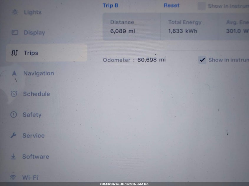 2019 Tesla Model X P100D/Performance VIN: 5YJXCDE48KF193723 Lot: 43253714