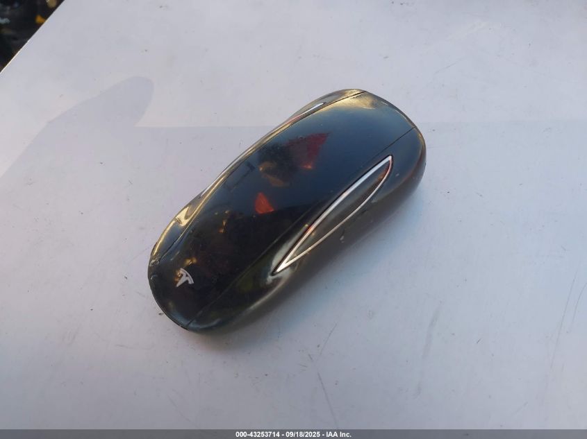 2019 Tesla Model X P100D/Performance VIN: 5YJXCDE48KF193723 Lot: 43253714