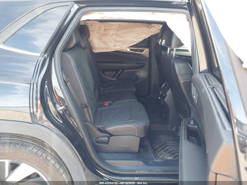 2024 VOLKSWAGEN ATLAS CROSS SPORT 2.0T SE W/TECHNOLOGY - 1V2HE2CA2RC218830