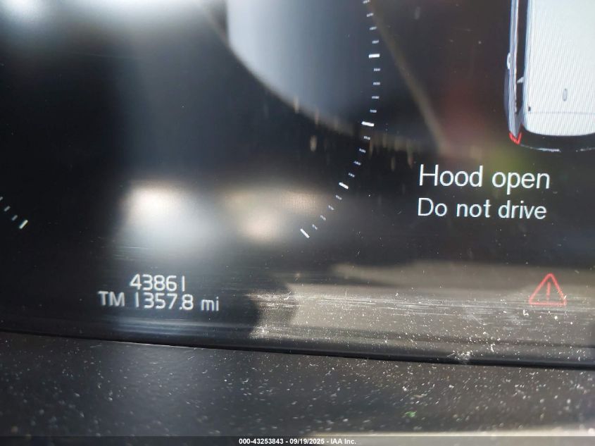 2020 Volvo Xc90 T6 Momentum 7 Passenger VIN: YV4A22PKXL1541439 Lot: 43253843