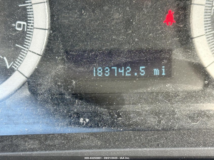 1FMCU49H88KD08272 2008 FORD ESCAPE photo no. 7