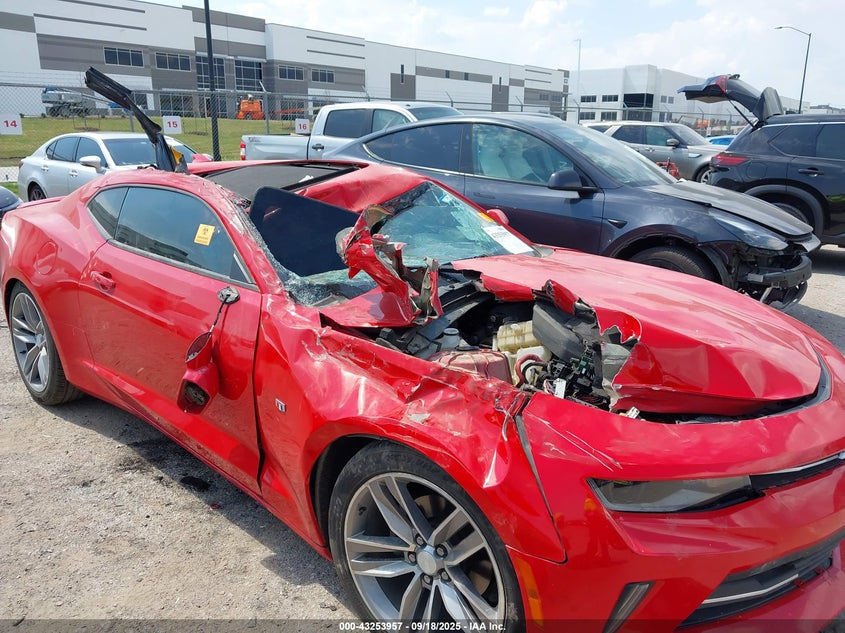 2017 Chevrolet Camaro Lt VIN: 1G1FD1RS5H0160548 Lot: 43253957