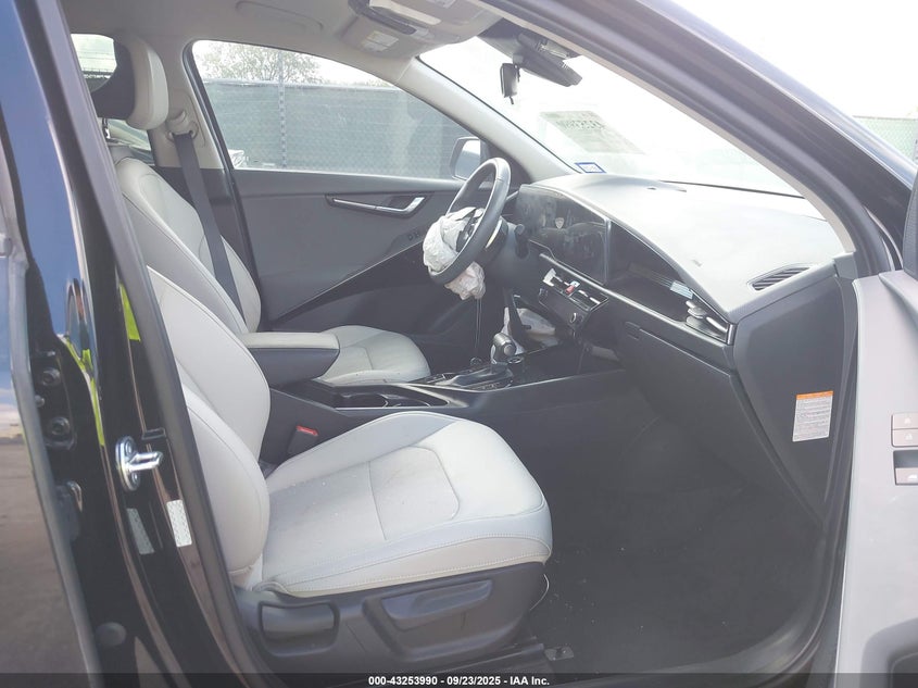 2023 KIA NIRO EX - KNDCR3LE8P5116166