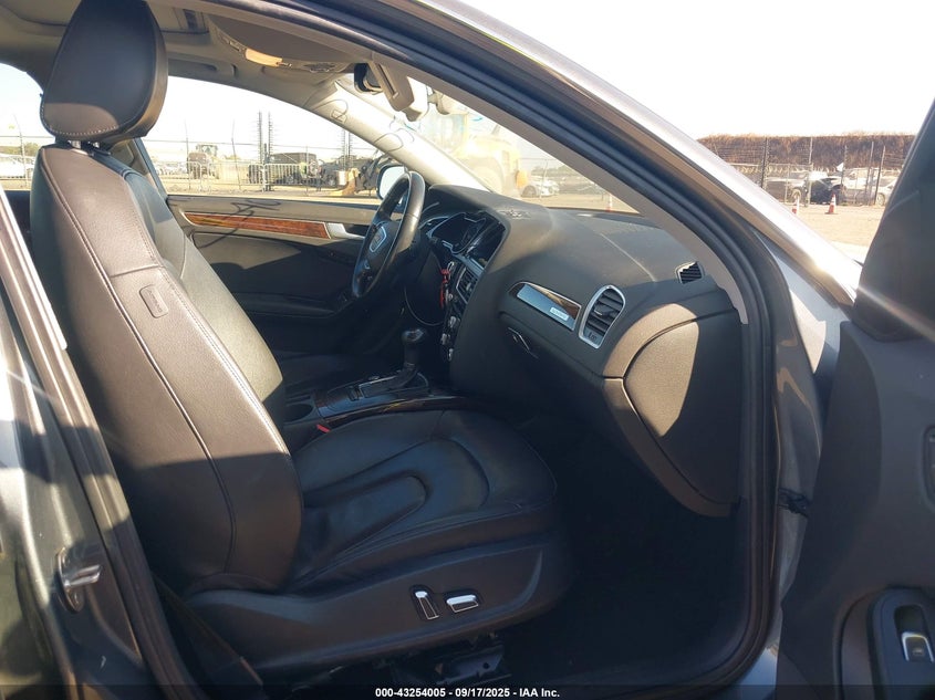 2013 AUDI A4 2.0T PREMIUM - WAUFFAFL4DA147645