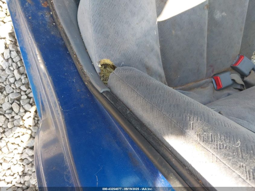 2004 Hyundai Elantra Gls/Gt VIN: KMHDN46D94U871350 Lot: 43254077