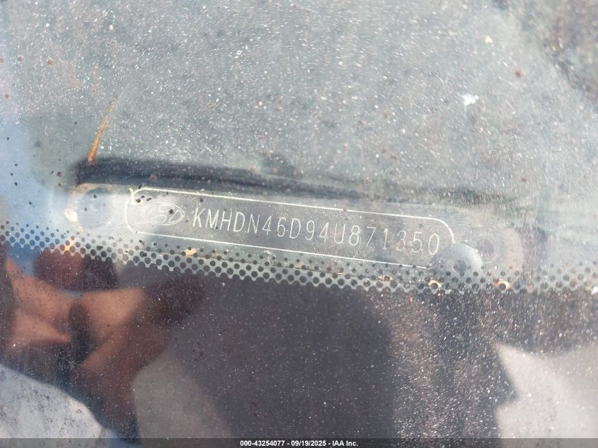 2004 Hyundai Elantra Gls/Gt VIN: KMHDN46D94U871350 Lot: 43254077