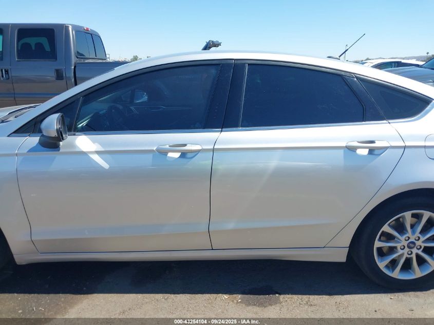 2017 Ford Fusion Se VIN: 3FA6P0H73HR180549 Lot: 43254104