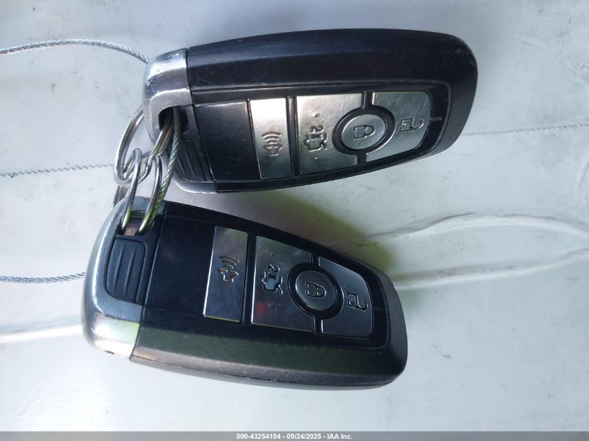 2017 Ford Fusion Se VIN: 3FA6P0H73HR180549 Lot: 43254104