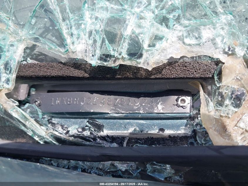 2005 Toyota Corolla Le VIN: 1NXBR32E45Z519234 Lot: 43254194