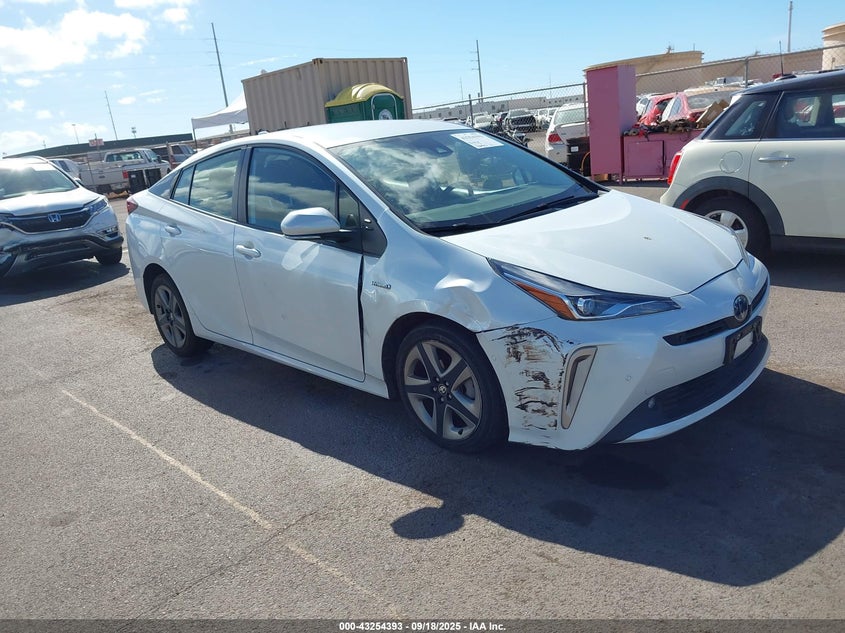 TOYOTA PRIUS XLE
