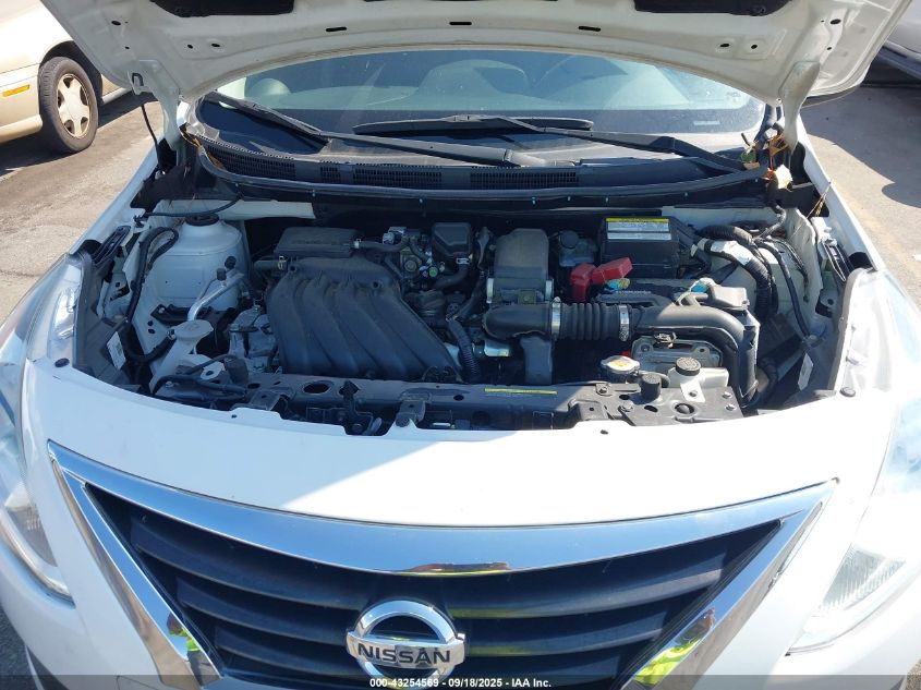 2016 Nissan Versa 1.6 S VIN: 3N1CN7AP5GL881359 Lot: 43254569